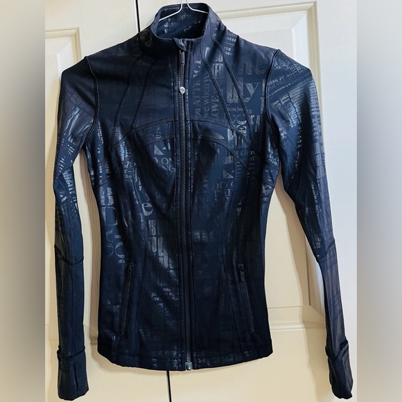 🍒LULULEMON sz 4 DEFINE Jacket BLACK *SPARK FOIL MANIFESTO Ltd